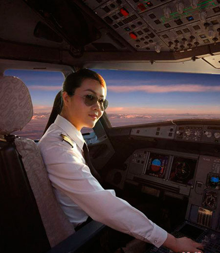 ������Ů����